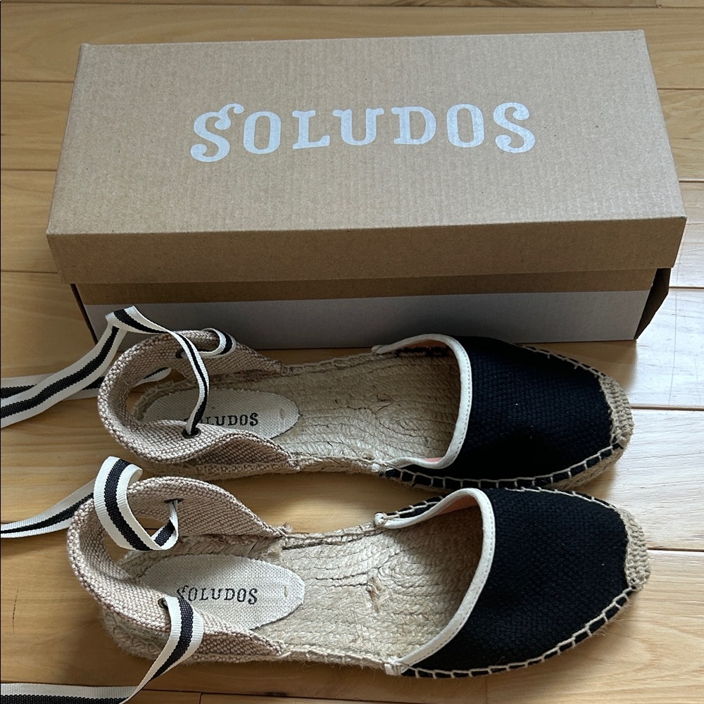 Soludos Black and Cream Espadrilles